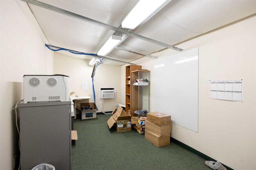 More Photos Of 195 Mackay Cres, Fort McMurray Warehouse For Sale