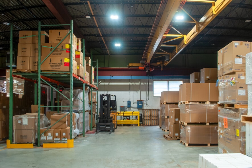 More Photos Of 39 Progress St, Edison Warehouse For Sale