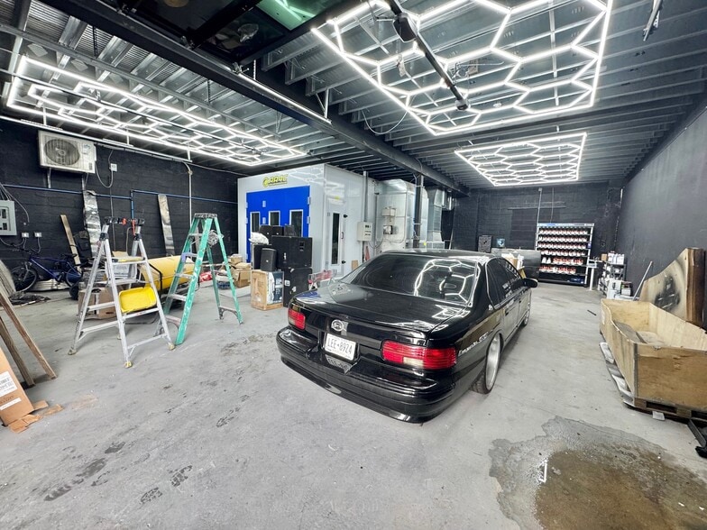 More Photos Of 21480 Jamaica Ave, Jamaica Auto Repair For Sale