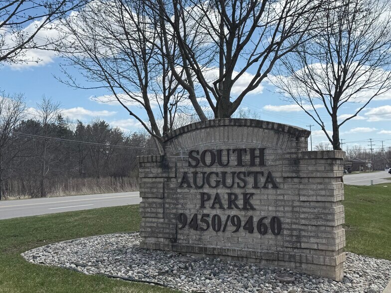 More Photos Of 9460 S Saginaw Rd, Grand Blanc Medical For Sale