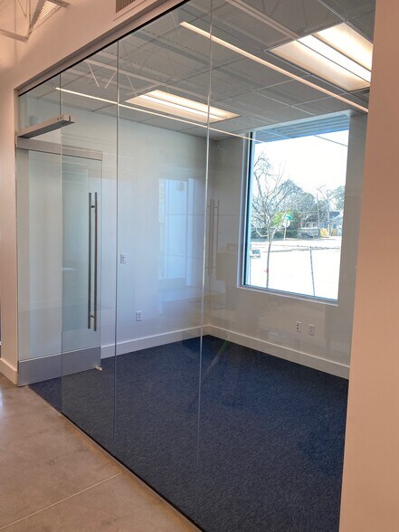 More Photos Of 3149 S University Dr, Fort Worth Office For Sale