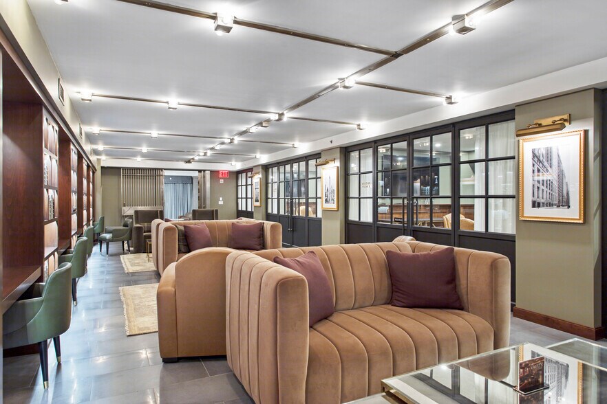 More Photos Of 40 Wall St, New York Office For Lease