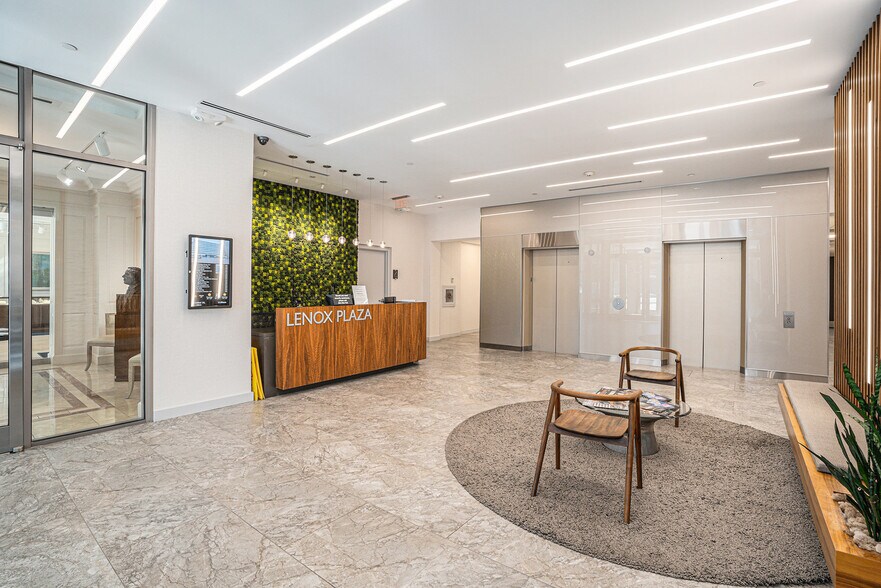 More Photos Of 3384 Peachtree Rd NE, Atlanta Loft Creative Space For Lease