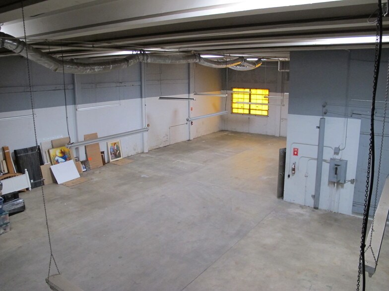 More Photos Of 2059 NW 24th Ave, Miami Distribution For Sale