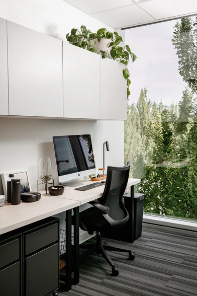 More Photos Of 22 E 5th Ave, Vancouver Coworking Space