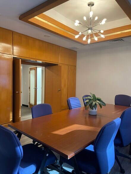 More Photos Of 171-175 Orange St, New Haven Office Residential For Lease