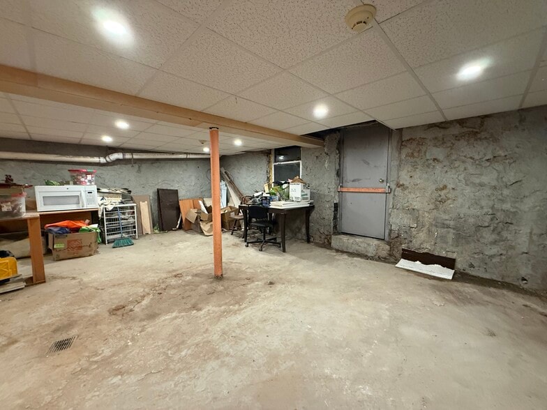More Photos Of 615 Summit Ave, Union City Apartments For Sale