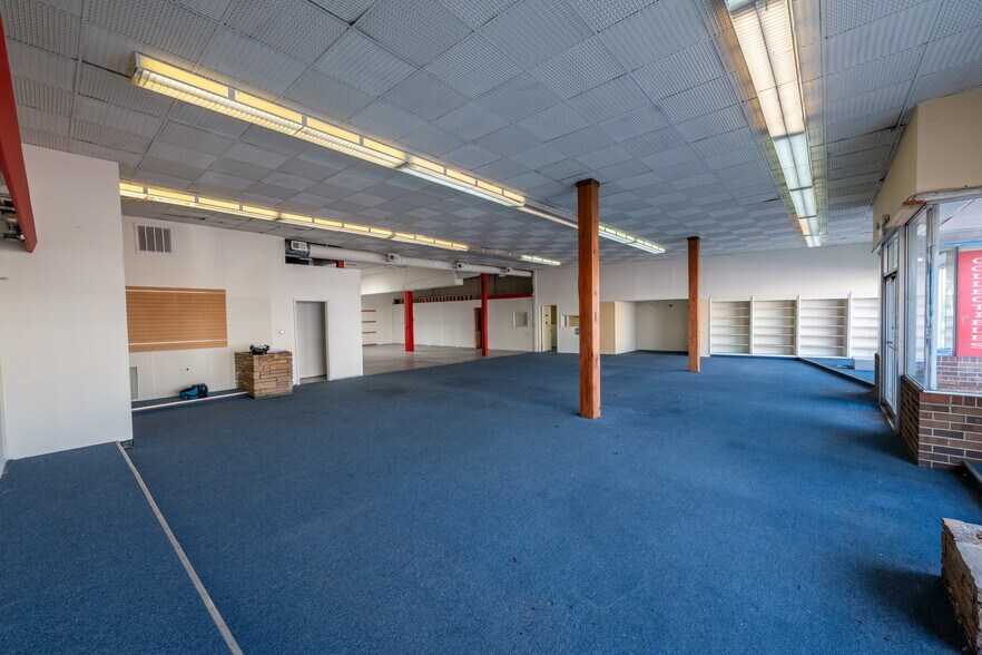 More Photos Of 1839 W Broad St, Richmond Storefront For Sale