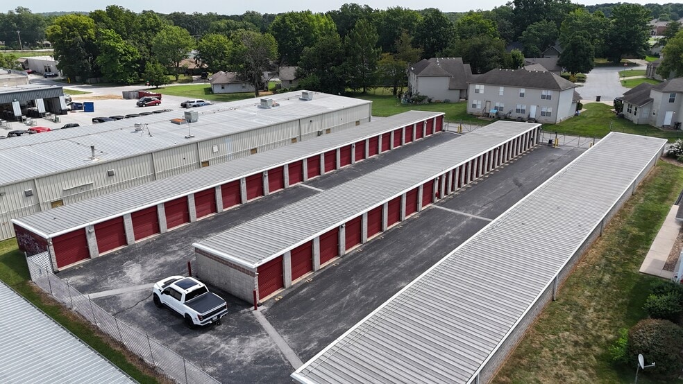 Primary Photo Of 1869 N Calhoun Rd, Nixa Self Storage For Sale