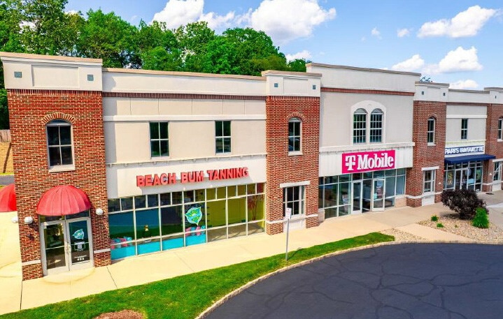 More Photos Of 321 Mount Hope Ave, Rockaway Freestanding For Lease