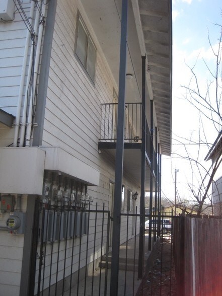More Photos Of 8207 Sam Rayburn Dr, Austin Apartments For Sale