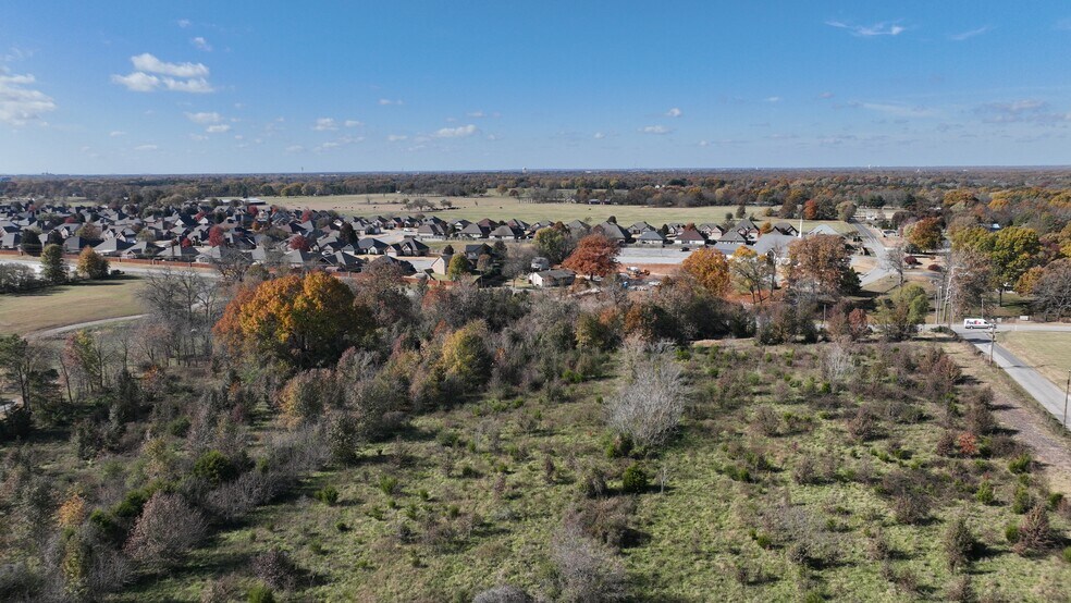 More Photos Of N Airport Loop, Rogers Land For Sale