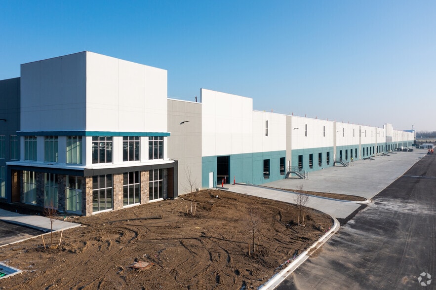 More Photos Of I-96 & Wixom Rd, Wixom Unknown For Sale