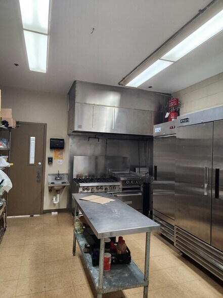 More Photos Of 1211 N Chester St, Baltimore Medical For Sale