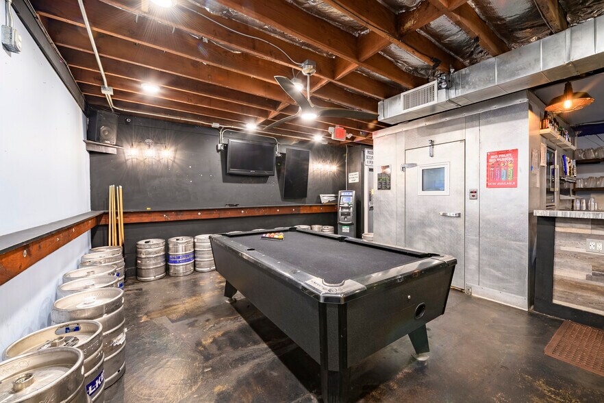 More Photos Of 2020 E Artesia Blvd, Long Beach Bar For Sale