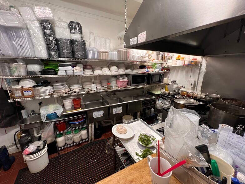 More Photos Of 545-555 Hyde St, San Francisco Apartments For Sale