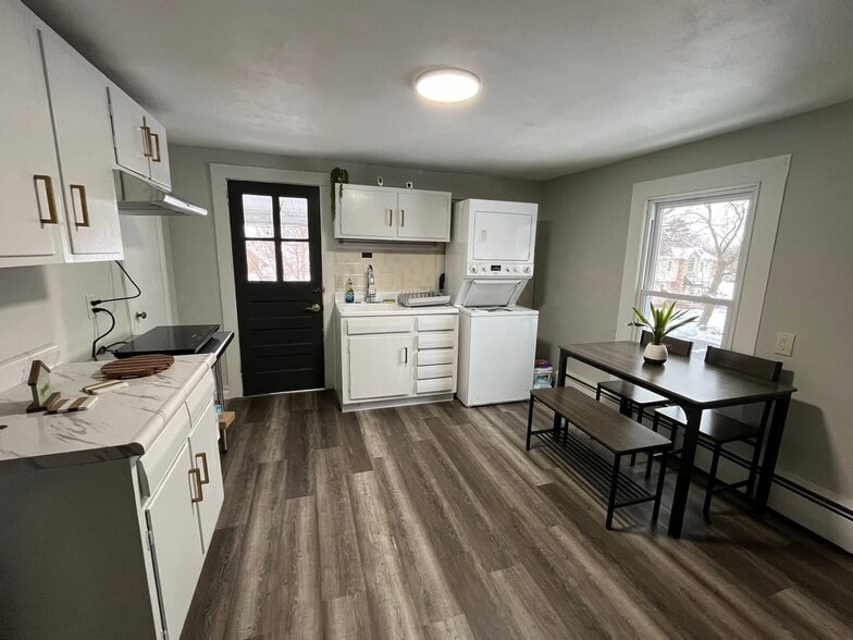 More Photos Of 110 Main St, East Hartford Office Residential For Sale