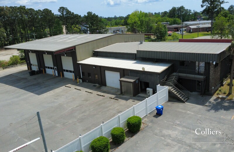 More Photos Of 3265 Associate Dr, North Charleston Warehouse For Lease