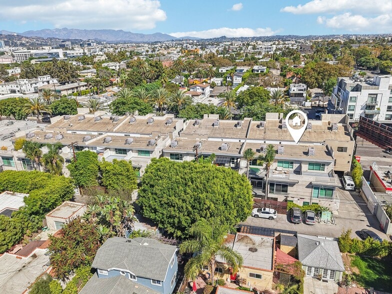 More Photos Of 717 N Highland Ave, Los Angeles Flex For Sale