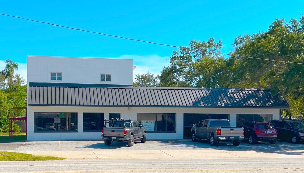 Primary Photo Of 4746 22nd Ave S, Saint Petersburg General Retail For Lease