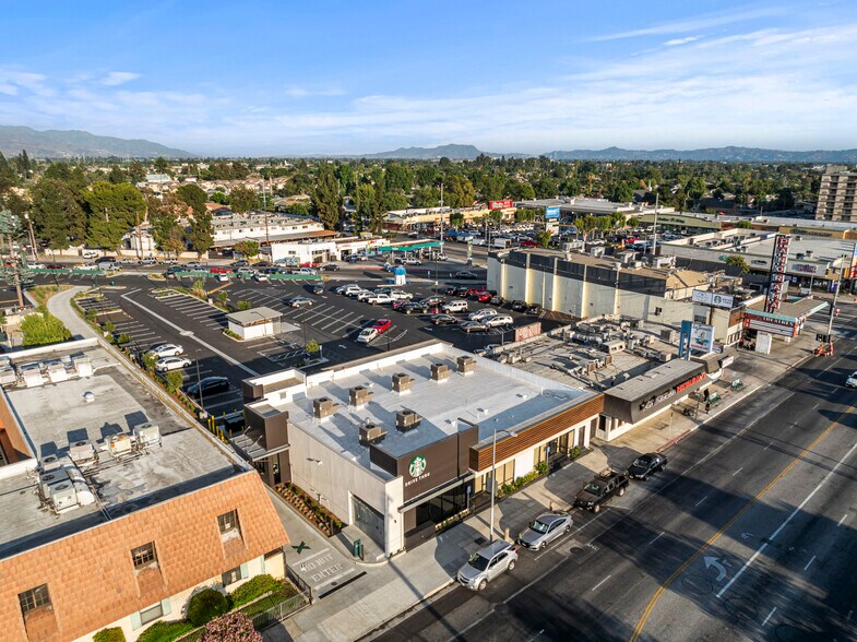 More Photos Of 9110 Van Nuys Blvd, Panorama City Freestanding For Lease