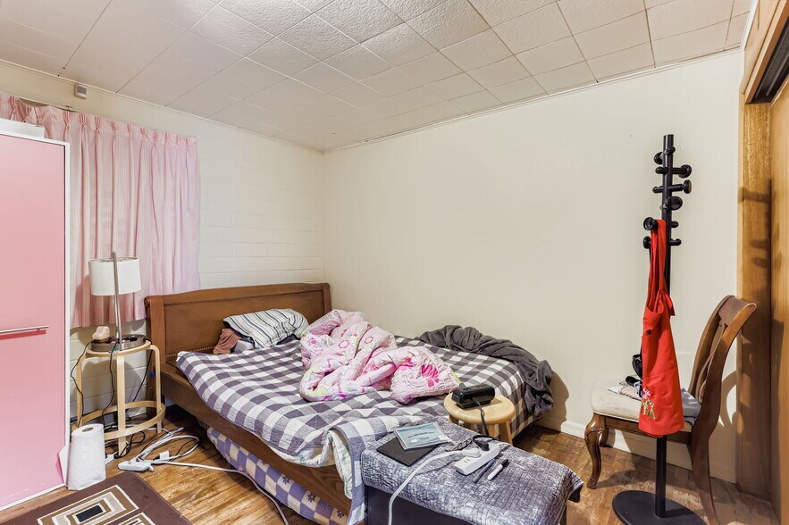 More Photos Of 9600 W Colfax Ave, Lakewood Hotel For Sale