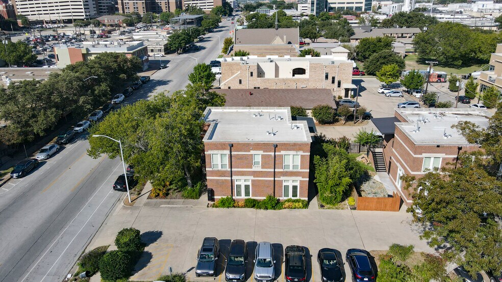 More Photos Of 814 Pennsylvania Ave, Fort Worth Loft Creative Space For Sale