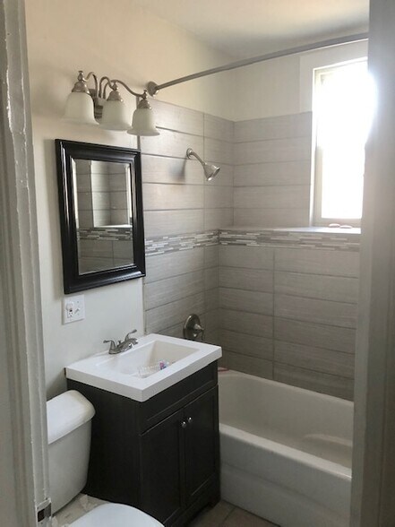 More Photos Of 7133 S Greenwood Ave, Chicago Apartments For Sale