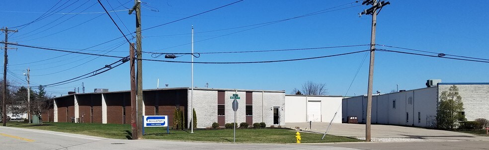 More Photos Of 11320-11350 Grooms Rd, Blue Ash Warehouse For Lease