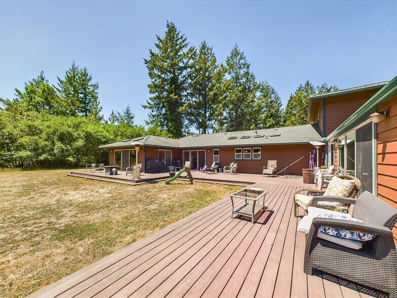 More Photos Of 595 Riverside Park Rd, Carlotta Land For Sale