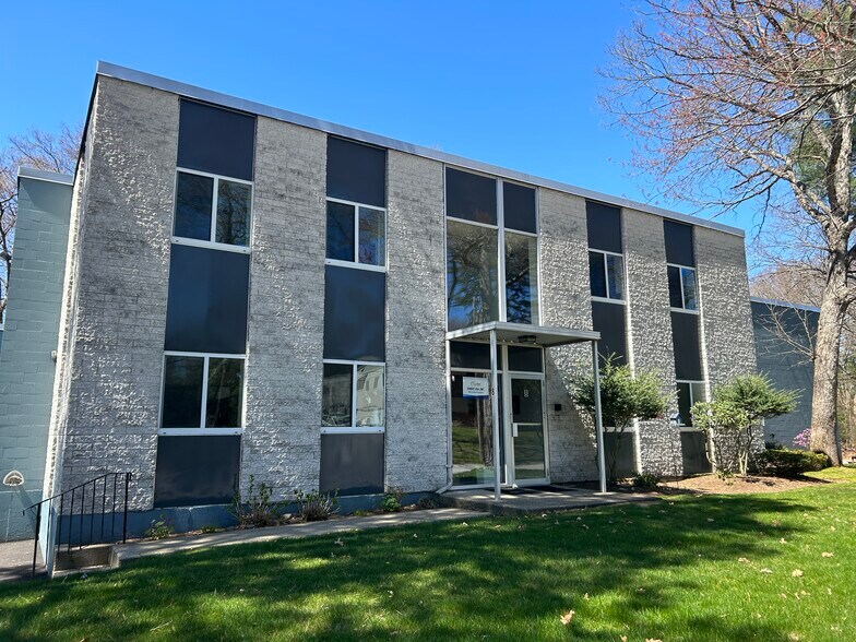 Primary Photo Of 8 Kane Industrial Dr, Hudson Manufacturing For Lease