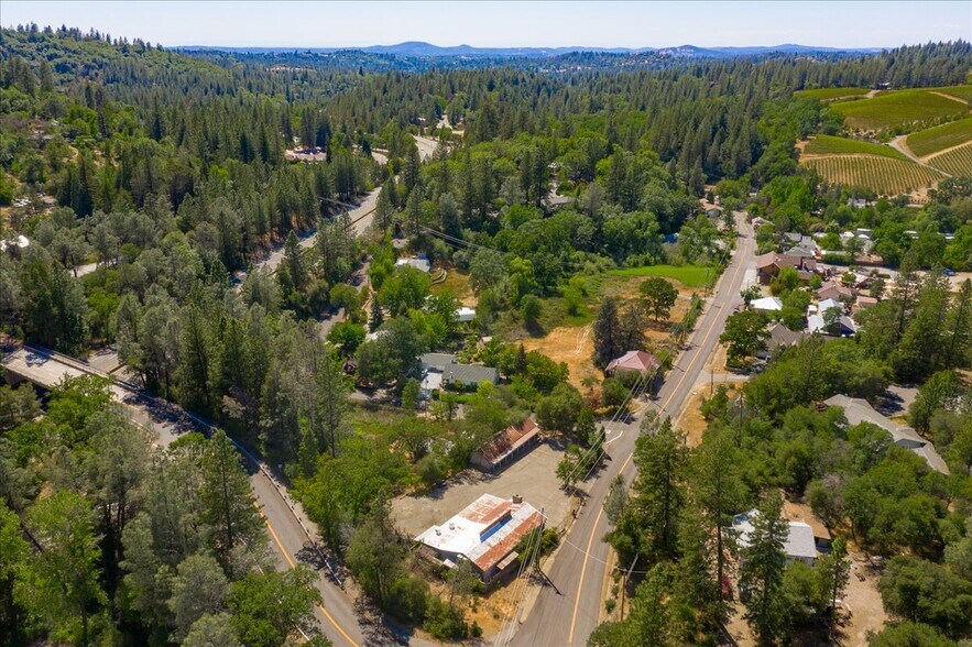 More Photos Of 2080 Smith Flat Rd, Placerville General Retail For Sale