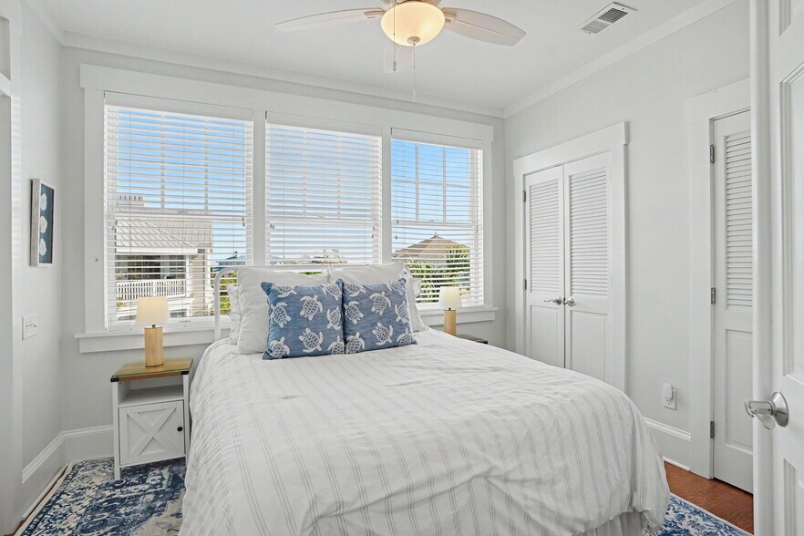 More Photos Of 8 Sandlewood Ct, Tybee Island Specialty For Sale