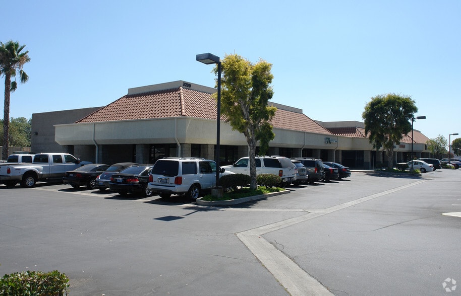 More Photos Of 3200-3208 Los Angeles Ave, Simi Valley Unknown For Lease