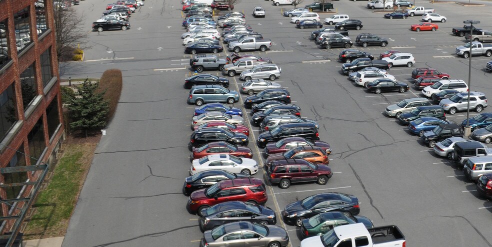 More Photos Of 1000 Commerce Park Dr, Williamsport Office For Lease