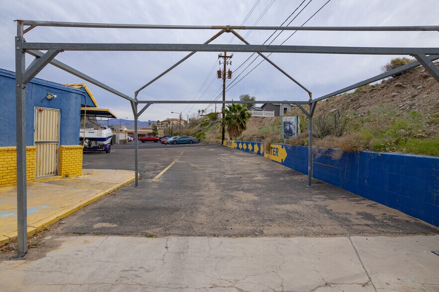 More Photos Of 1770 Highway 95, Bullhead City Specialty For Sale