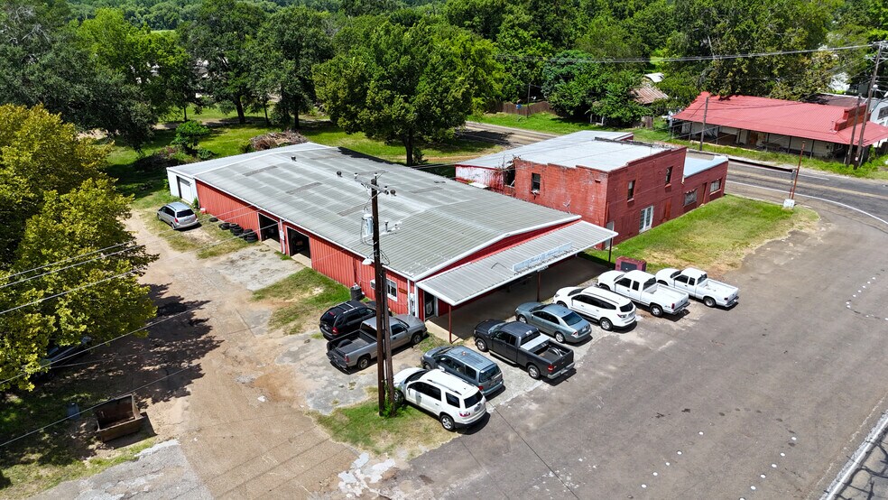 Primary Photo Of 15700 Hwy 175 E, Poynor General Retail For Sale