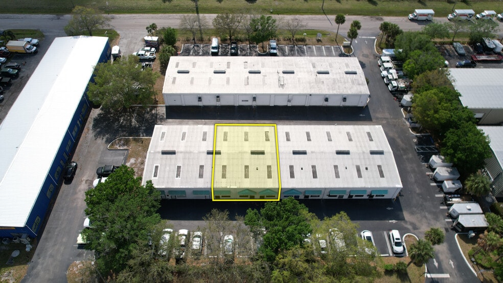 More Photos Of 1956 SW South Macedo Blvd, Port Saint Lucie Light Distribution For Lease