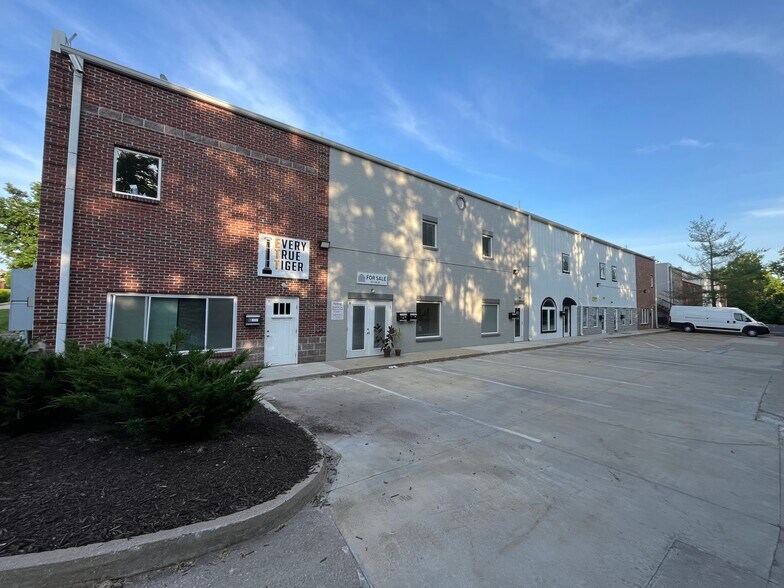 More Photos Of 2011 Chapel Plaza Ct, Columbia Land For Lease