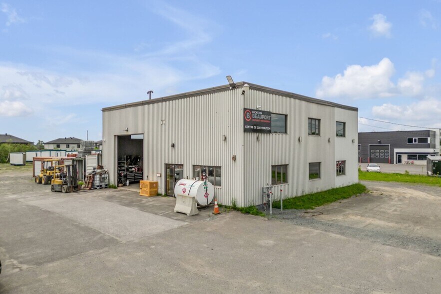 Primary Photo Of 658 Rte Du President-Kennedy, Lévis Industrial For Lease