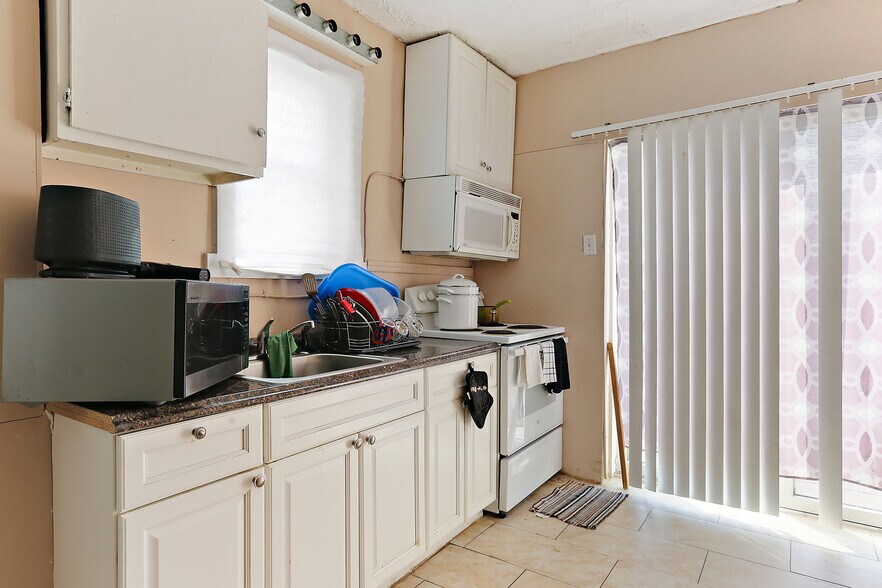 More Photos Of 2519 Liberty Heights Ave, Baltimore Apartments For Sale