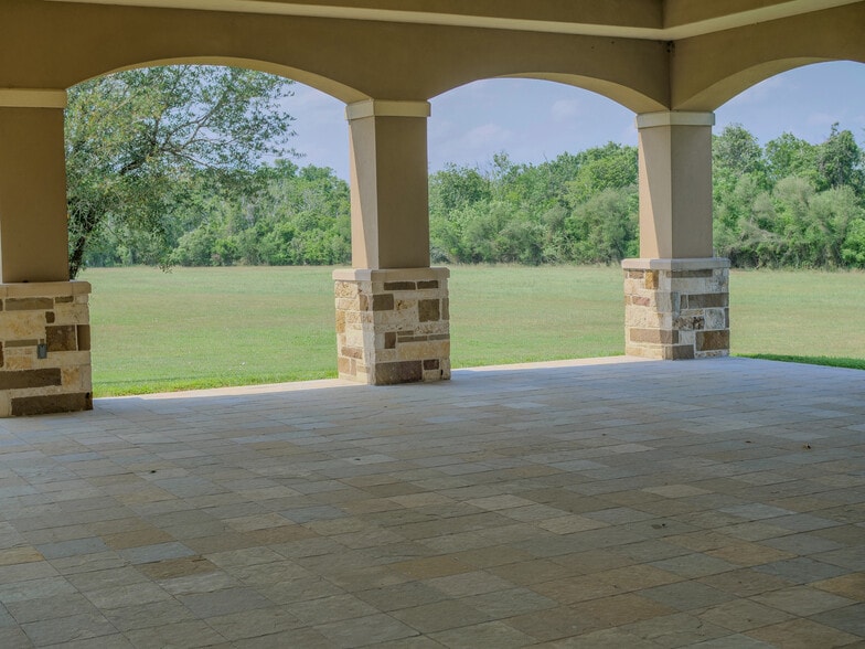 More Photos Of 12116 Nursery Dr, Victoria Lodge Meeting Hall For Sale