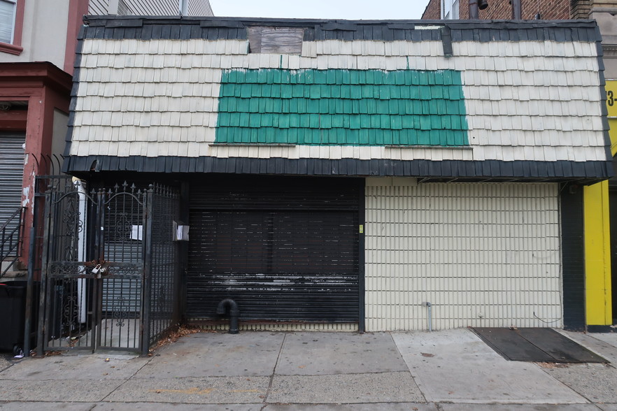 Primary Photo Of 373 South Orange Ave, Newark Storefront For Lease