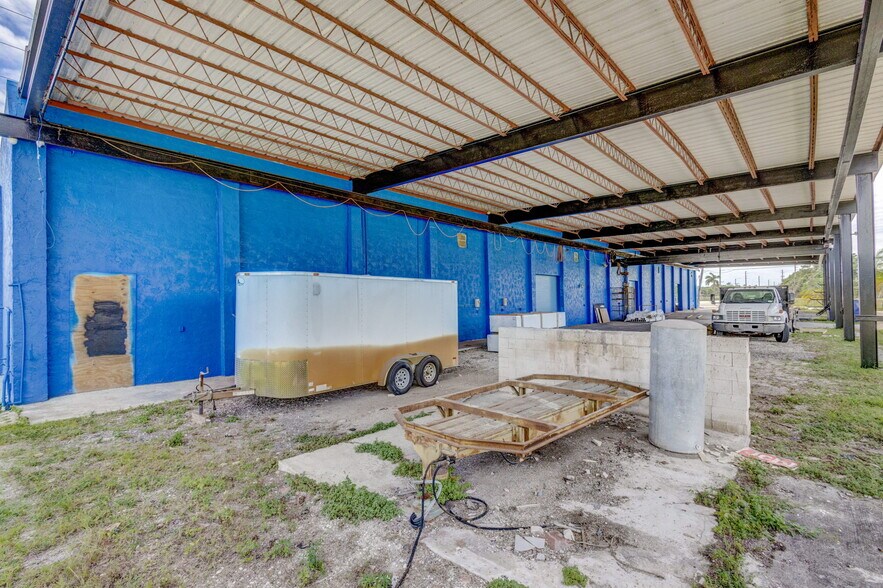 More Photos Of 7030 N Haverhill Rd, Riviera Beach Warehouse For Sale