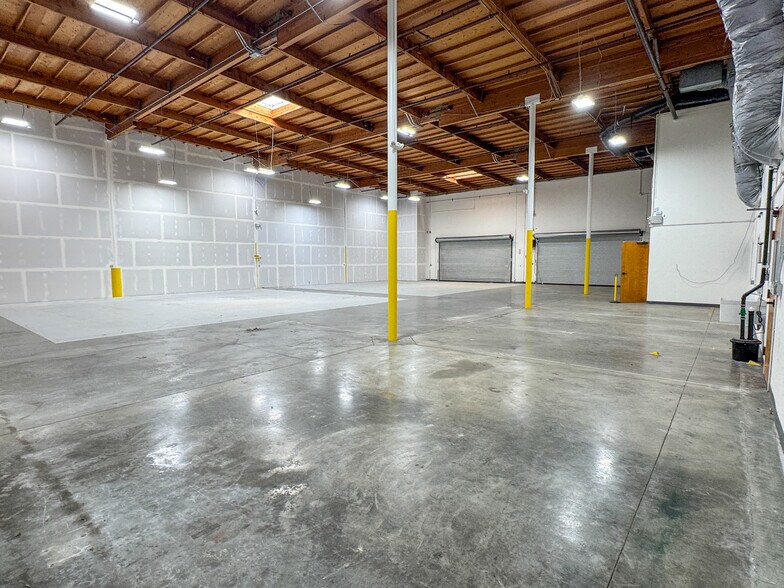 More Photos Of 415-425 E Grand Ave, South San Francisco Distribution For Lease