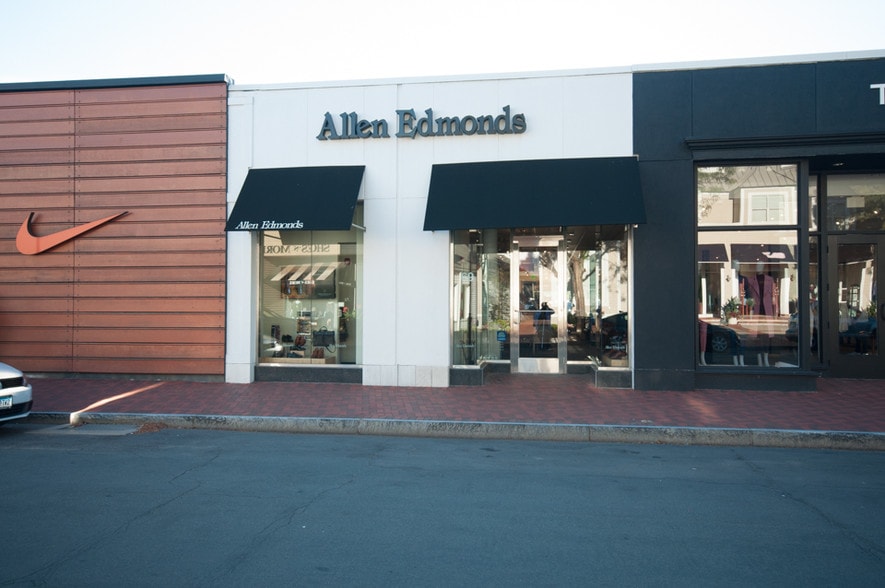 More Photos Of 69-97 Main St, Westport Storefront For Lease