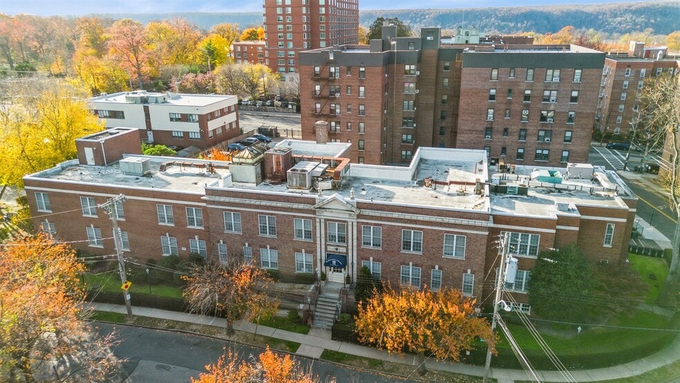 More Photos Of 3 Lehman Ter, Yonkers Congregate Senior Housing For Sale