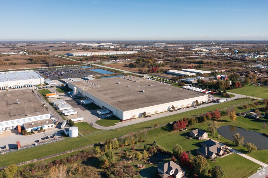 More Photos Of 25810 S Ridgeland Ave, Monee Warehouse For Lease