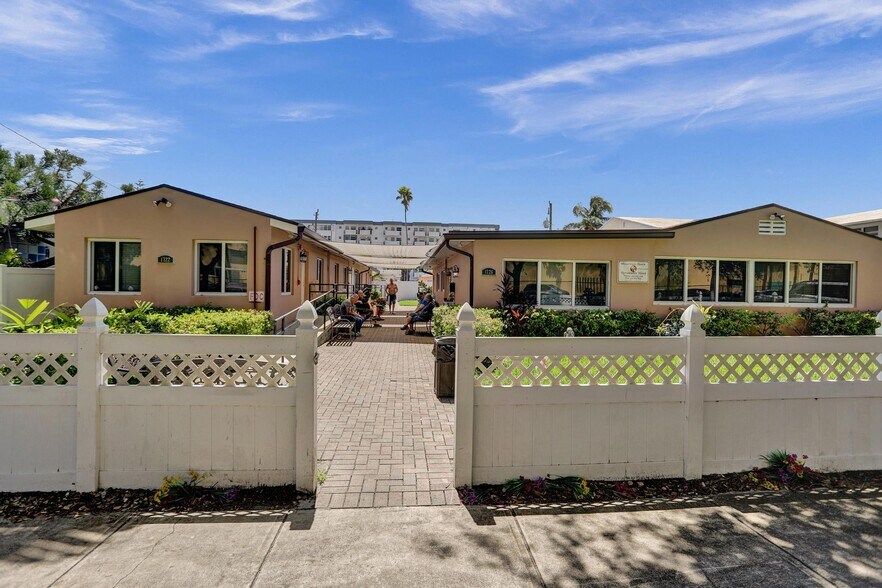 More Photos Of 1722 Madison St, Hollywood Assisted Living For Sale