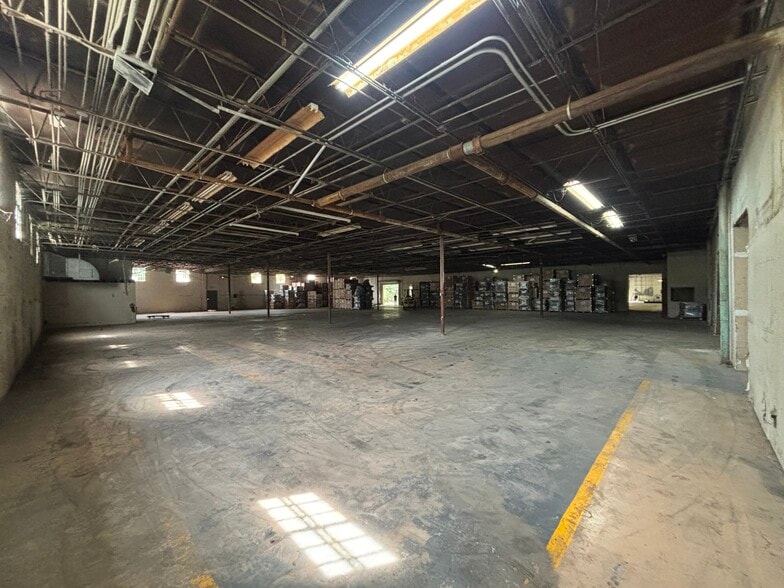 More Photos Of 3511 Walnut St, Jacksonville Warehouse For Sale